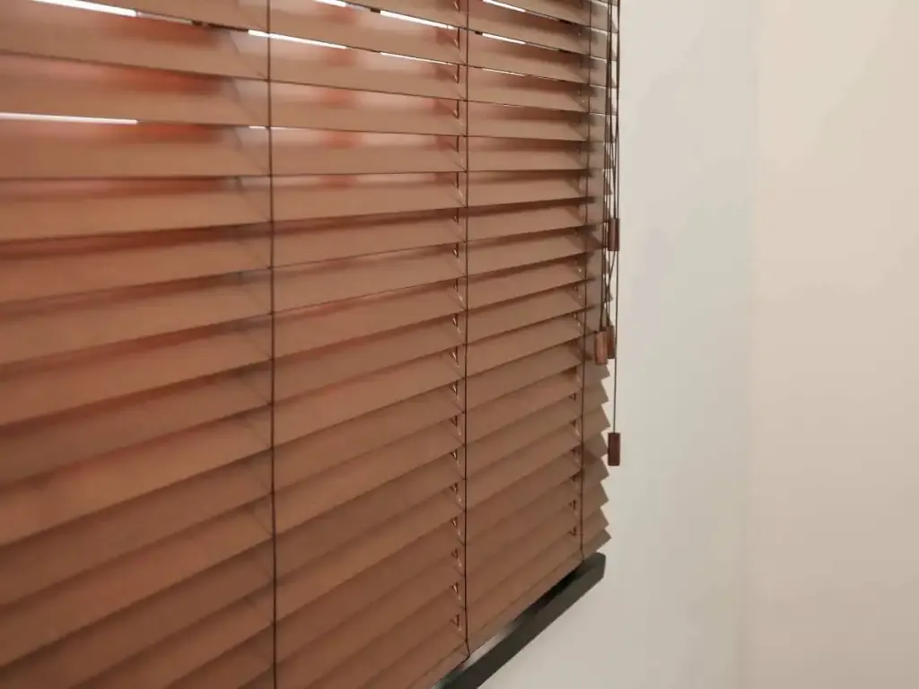 Do Your Carmel Windows Need Inside Mount or Outside Mount Blinds?